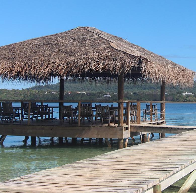 Tongan Beach Resort Utungake Exteriör bild