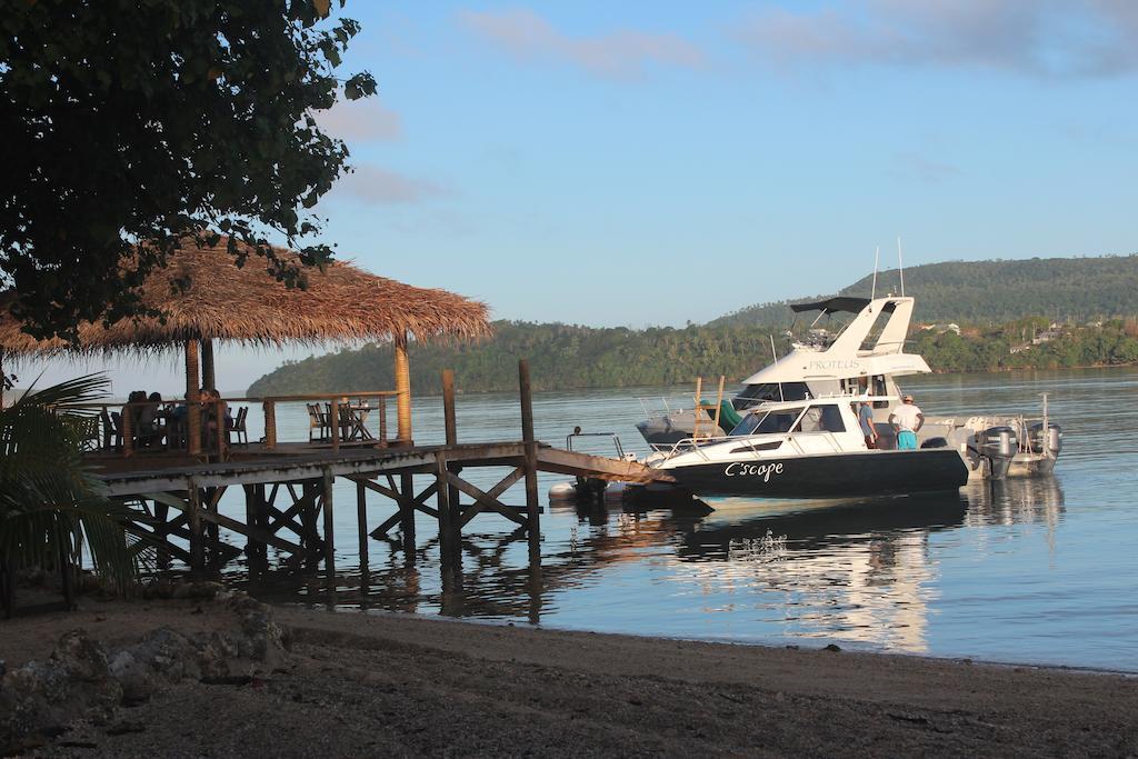 Tongan Beach Resort Utungake Exteriör bild
